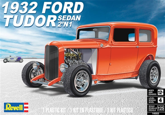 1/25 Revell 1932 Ford Tudor Sedan (2’n1) #4553 NEW!