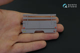 1/35 Quinta Studio Ford G917T / v3000s 3D-Printed Interior (for all kit) 35029
