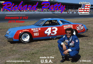 1/25 Salvinos JR Richard Petty Olds 442 1979 Winner
