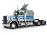 1/25 Revell Peterbilt 359 Conventional Tractor w/detailed interior & sleeper cab 85-2627