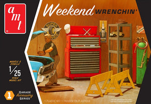 1/25 AMT Weekend Wrenching Garage Accessory Set #1