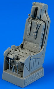 1/32 Quickboost A7D Ejection Seat w/Safety Belts